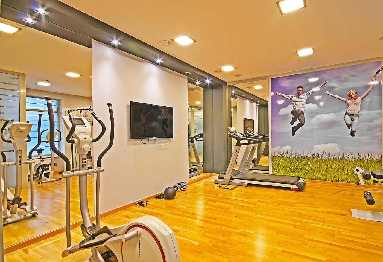 Irs Royal Apartments Apartamenty Irs Rezydencja Marina โซพอต ภายนอก รูปภาพ